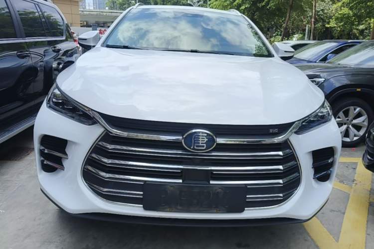 Used BYD Tang New Energy 2018 DM 2.0T All-Wheel Drive Smart Connect Innovation Model 5 Seats China V Emission Standard Front