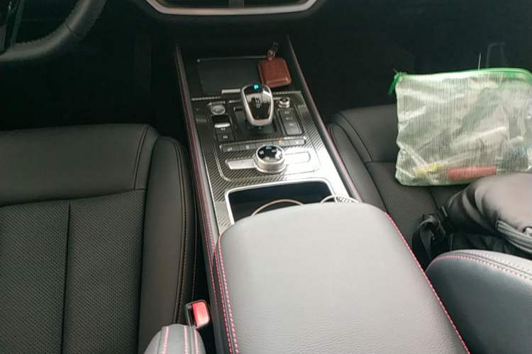 Used BYD Tang New Energy 2018 DM 2.0T All-Wheel Drive Smart Connectivity Enjoyment Model 5 Seats China V Emission Standard Gear Lever