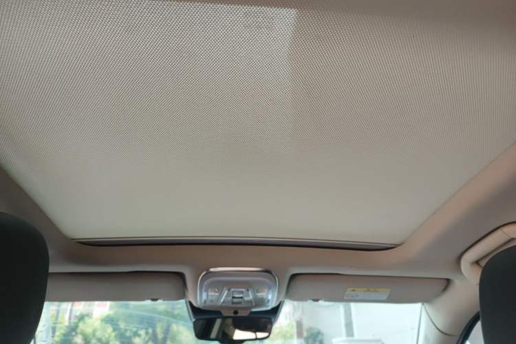 Used BYD Tang New Energy 2018 DM 2.0T All-Wheel Drive Smart Connectivity Luxury Model 7 Seats China V Emission Standard Headliner