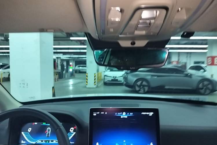 Used BYD Tang New Energy 2018 DM 2.0T All-Wheel Drive Smart Connectivity Luxury Model 7 Seats China V Emission Standard Headliner