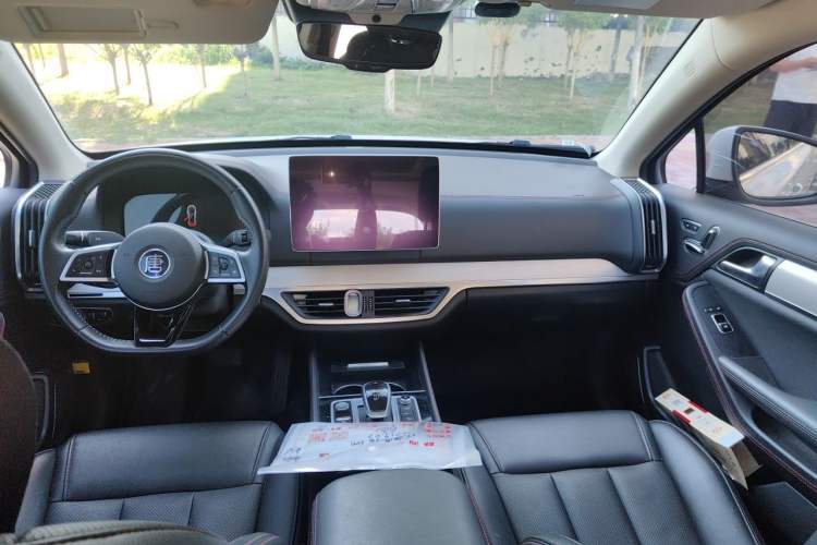 Used BYD Tang New Energy 2018 DM 2.0T All-Wheel Drive Smart Connectivity Enjoyment Model 5 Seats China V Emission Standard Headliner