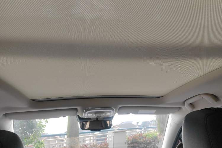 Used BYD Tang New Energy 2018 DM 2.0T All-Wheel Drive Smart Connectivity Luxury Model 7 Seats China V Emission Standard Headliner