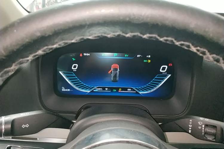 Used BYD Tang New Energy 2018 DM 2.0T All-Wheel Drive Smart Connectivity Luxury Model 7 Seats China V Emission Standard Instrument Cluster
