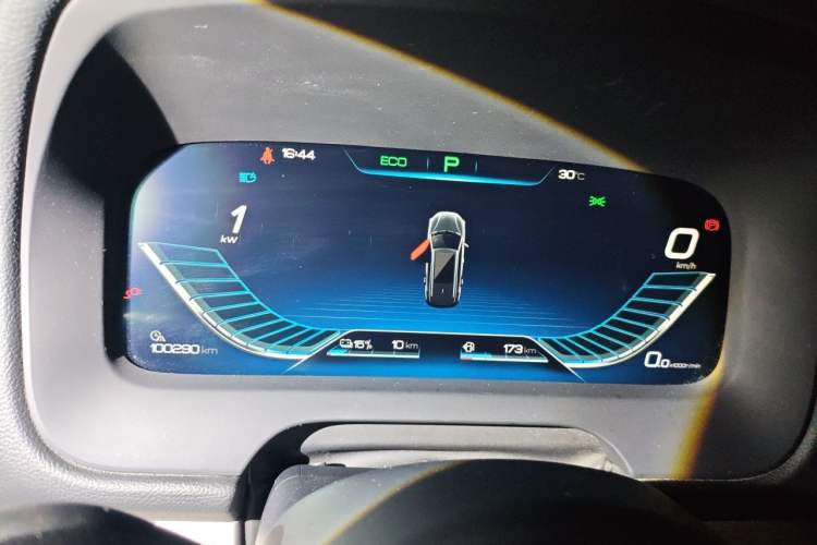 Used BYD Tang New Energy 2018 DM 2.0T All-Wheel Drive Smart Connect Genesis Edition 7 Seats China V Emission Standard Instrument Cluster