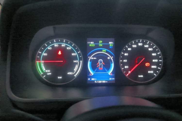 Used BYD Tang New Energy 2018 DM 2.0T All-Wheel Drive Smart Connect Advanced Model 7 Seats China V Emission Standard Instrument Cluster