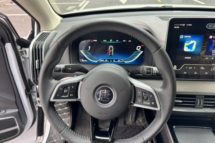Used BYD Tang New Energy 2018 DM 2.0T All-Wheel Drive Smart Connect Innovation Model 5 Seats China V Emission Standard Interior 10