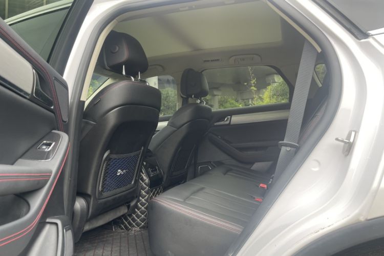 Used BYD Tang New Energy 2018 DM 2.0T All-Wheel Drive Smart Connect Elite 7-Seater China V Emission Standard Interior 2