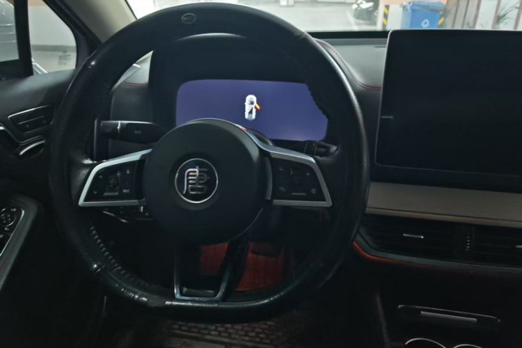 Used BYD Tang New Energy 2018 DM 2.0T All-Wheel Drive Smart Connectivity Enjoyment Model 5 Seats China V Emission Standard Interior 3
