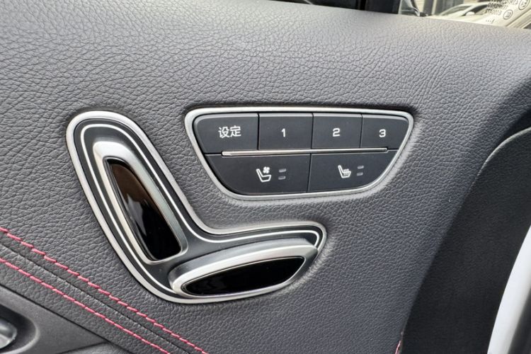 Used BYD Tang New Energy 2018 DM 2.0T All-Wheel Drive Smart Connect Innovation Model 5 Seats China V Emission Standard Interior 5