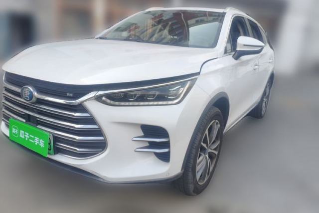 BYD Tang New Energy 2018 DM 2.0T All-Wheel Drive Smart Connect Advanced Model 7 Seats China V Emission Standard usata