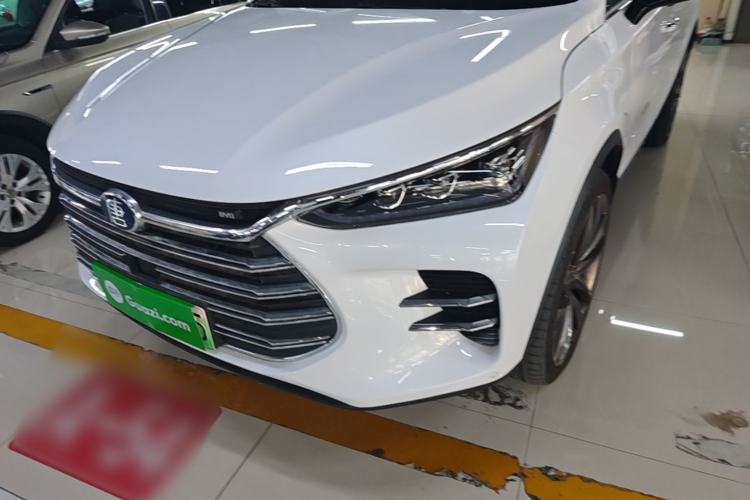 Used BYD Tang New Energy 2018 DM 2.0T All-Wheel Drive Smart Connectivity Luxury Model 7 Seats China V Emission Standard Left Front Headlight