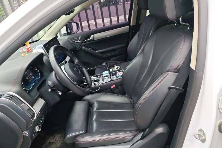 Used BYD Tang New Energy 2018 DM 2.0T All-Wheel Drive Smart Connect Genesis Edition 7 Seats China V Emission Standard Left Front Seat