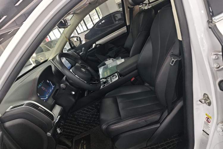 Used BYD Tang New Energy 2018 DM 2.0T All-Wheel Drive Smart Connectivity Luxury Model 7 Seats China V Emission Standard Left Front Seat
