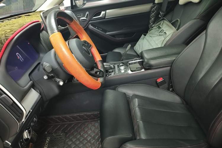 Used BYD Tang New Energy 2018 DM 2.0T All-Wheel Drive Smart Connect Elite 7-Seater China V Emission Standard Left Front Seat