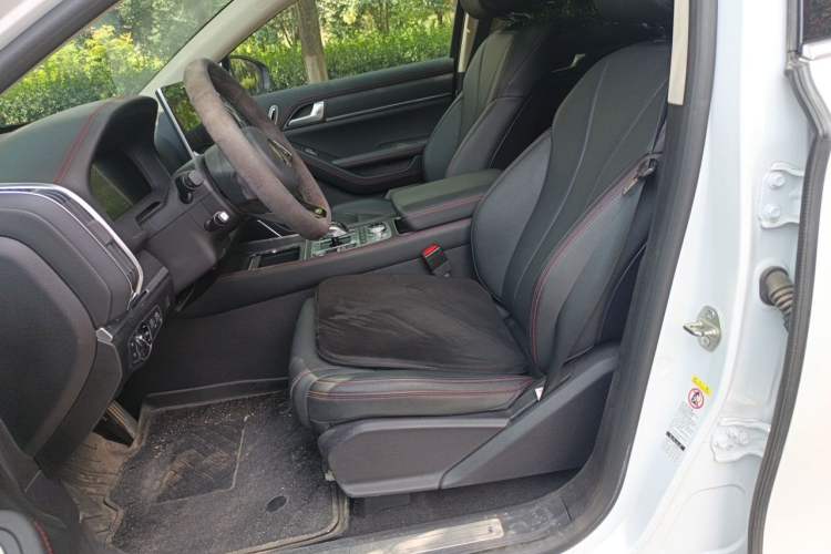 Used BYD Tang New Energy 2018 DM 2.0T All-Wheel Drive Smart Connectivity Luxury Model 7 Seats China V Emission Standard Left Front Seat