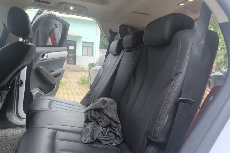 Used BYD Tang New Energy 2018 DM 2.0T All-Wheel Drive Smart Connect Advanced Model 7 Seats China V Emission Standard Left Rear Seat