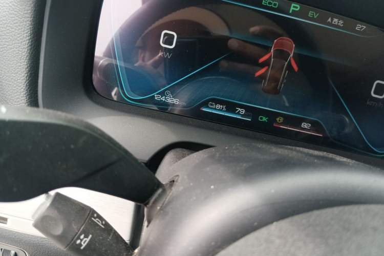 Used BYD Tang New Energy 2018 DM 2.0T All-Wheel Drive Smart Connect Genesis Edition 7 Seats China V Emission Standard Odometer Close Up