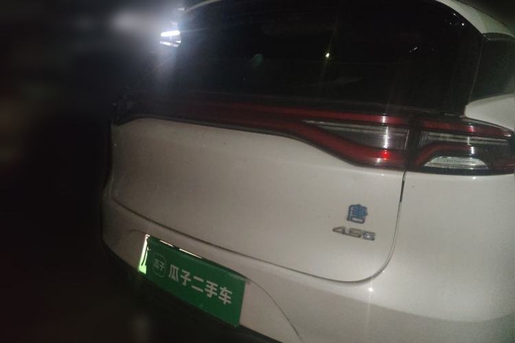 Used BYD Tang New Energy 2018 DM 2.0T All-Wheel Drive Smart Connectivity Luxury Model 7 Seats China V Emission Standard Rear