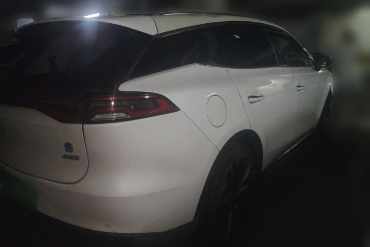 Used BYD Tang New Energy 2018 DM 2.0T All-Wheel Drive Smart Connectivity Luxury Model 7 Seats China V Emission Standard Rear Right 45 Deg