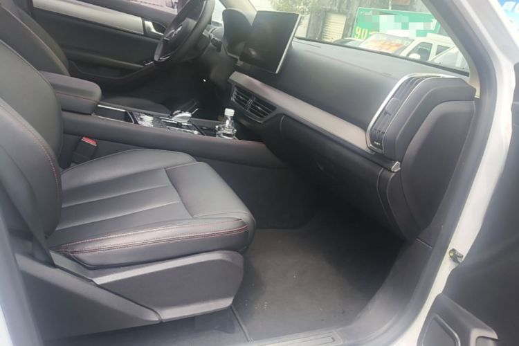 Used BYD Tang New Energy 2018 DM 2.0T All-Wheel Drive Smart Connectivity Luxury Model 7 Seats China V Emission Standard Right Front Seat