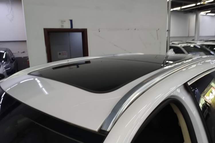 Used BYD Tang New Energy 2018 DM 2.0T All-Wheel Drive Smart Connectivity Enjoyment Model 5 Seats China V Emission Standard Roof