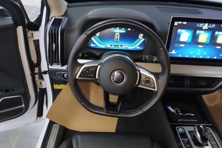 Used BYD Tang New Energy 2018 DM 2.0T All-Wheel Drive Smart Connectivity Enjoyment Model 5 Seats China V Emission Standard Steering Wheel