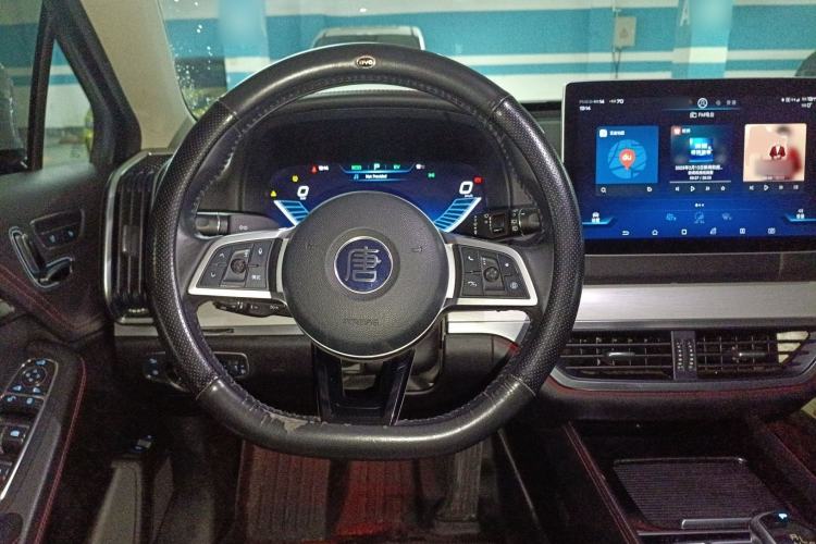 Used BYD Tang New Energy 2018 DM 2.0T All-Wheel Drive Smart Connectivity Enjoyment Model 5 Seats China V Emission Standard Steering Wheel