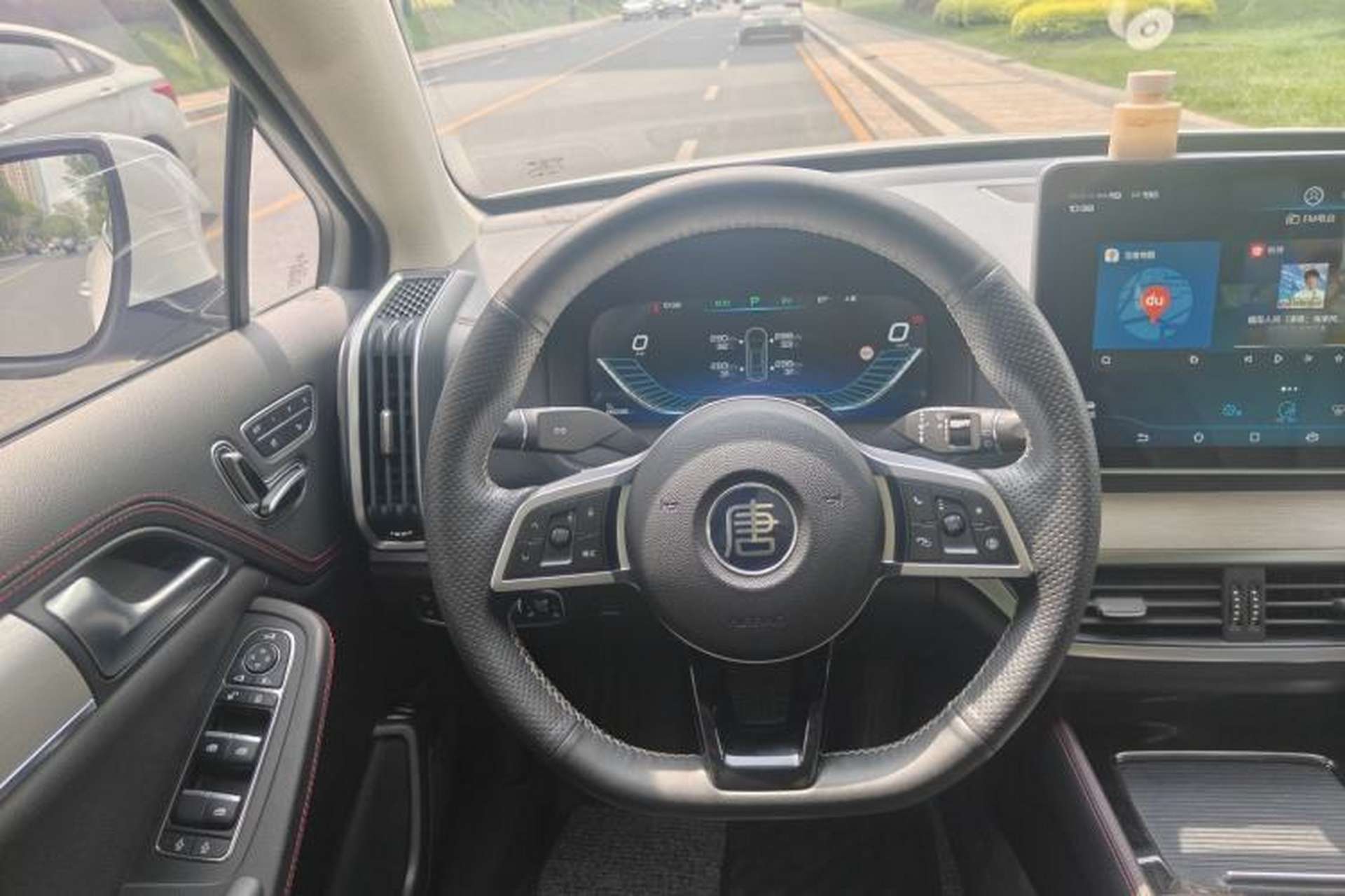 Used BYD Tang New Energy 2018 DM 2.0T All-Wheel Drive Smart Connect Elite 7-Seater China V Emission Standard Steering Wheel