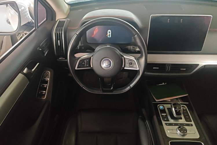Used BYD Tang New Energy 2018 DM 2.0T All-Wheel Drive Smart Connectivity Luxury Model 7 Seats China V Emission Standard Steering Wheel