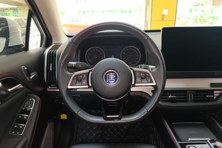 Used BYD Tang New Energy 2018 DM 2.0T All-Wheel Drive Smart Connect Advanced Model 7 Seats China V Emission Standard Steering Wheel
