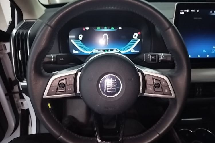 Used BYD Tang New Energy 2018 DM 2.0T All-Wheel Drive Smart Connectivity Luxury Model 7 Seats China V Emission Standard Steering Wheel