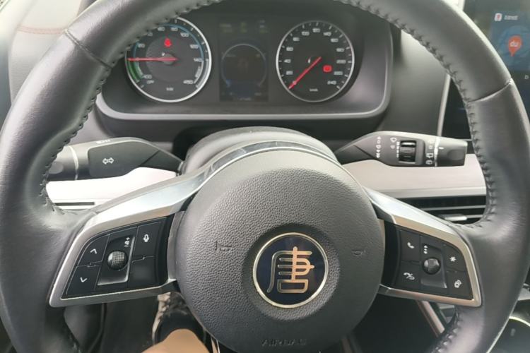 Used BYD Tang New Energy 2018 DM 2.0T All-Wheel Drive Smart Connect Advanced Model 7 Seats China V Emission Standard Steering Wheel