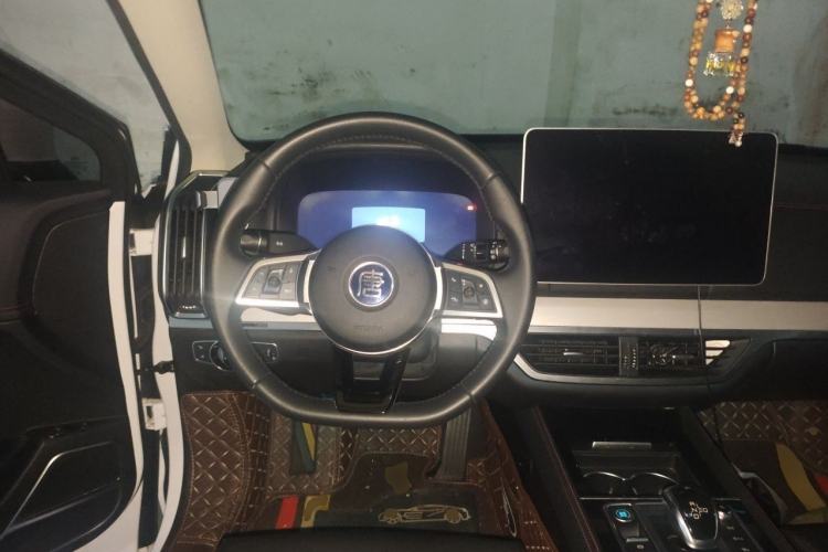 Used BYD Tang New Energy 2018 DM 2.0T All-Wheel Drive Smart Connect Genesis Edition 7 Seats China V Emission Standard Steering Wheel