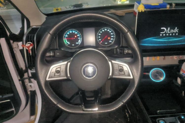 Used BYD Tang New Energy 2018 DM 2.0T All-Wheel Drive Smart Connect Advanced Model 7 Seats China V Emission Standard Steering Wheel