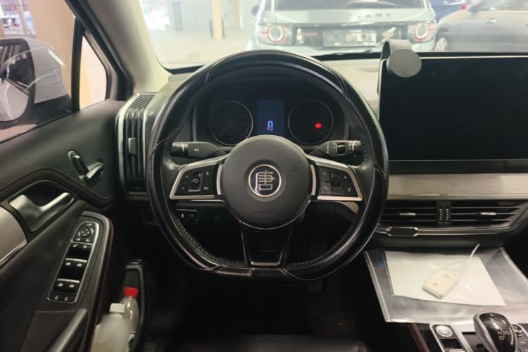 Used BYD Tang New Energy 2018 DM 2.0T All-Wheel Drive Smart Connect Advanced Model 7 Seats China V Emission Standard Steering Wheel