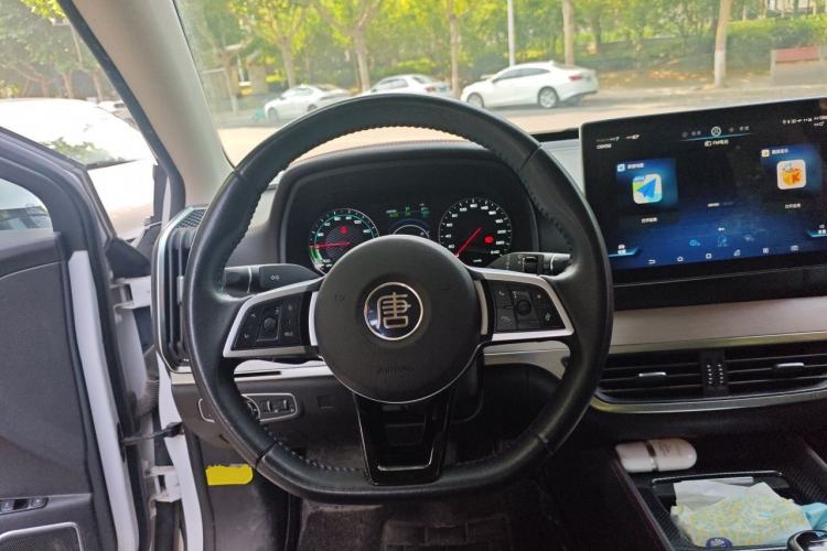 Used BYD Tang New Energy 2018 DM 2.0T All-Wheel Drive Smart Connect Advanced Model 7 Seats China V Emission Standard Steering Wheel