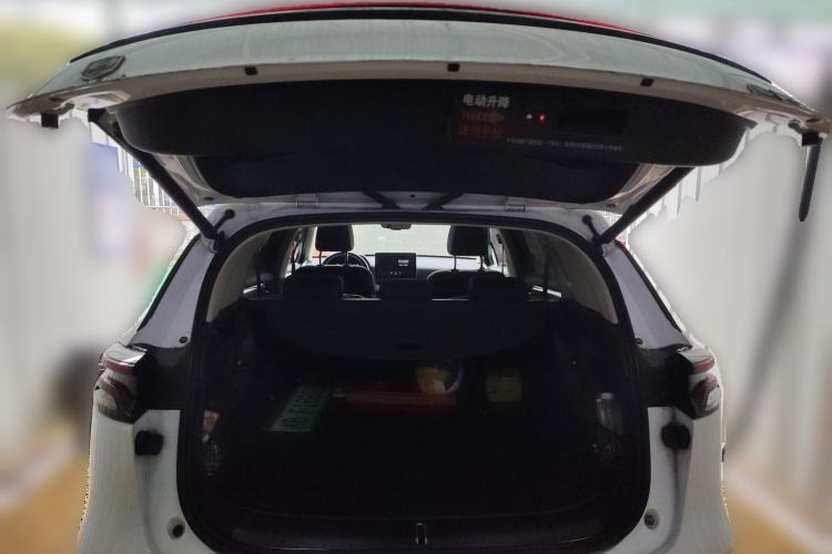 Used BYD Tang New Energy 2018 DM 2.0T All-Wheel Drive Smart Connectivity Enjoyment Model 5 Seats China V Emission Standard Trunk
