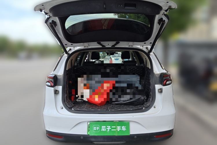 Used BYD Tang New Energy 2018 DM 2.0T All-Wheel Drive Smart Connectivity Luxury Model 7 Seats China V Emission Standard Trunk