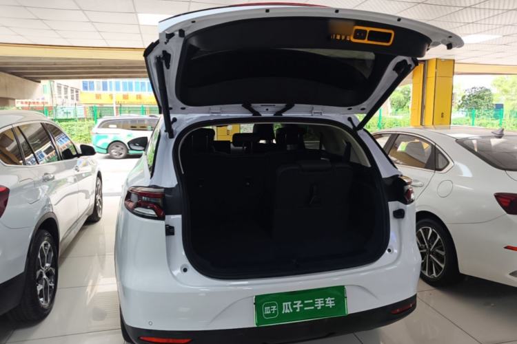 Used BYD Tang New Energy 2018 DM 2.0T All-Wheel Drive Smart Connect Advanced Model 7 Seats China V Emission Standard Trunk