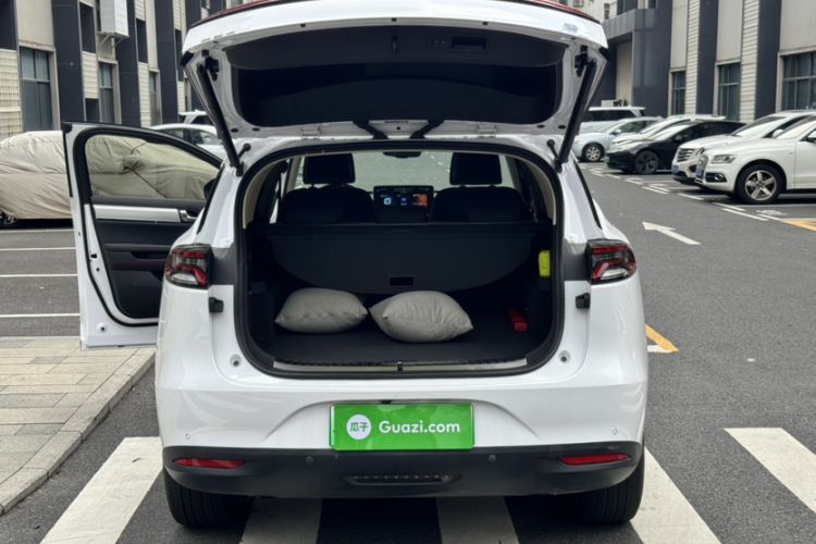 Used BYD Tang New Energy 2018 DM 2.0T All-Wheel Drive Smart Connect Innovation Model 5 Seats China V Emission Standard Trunk