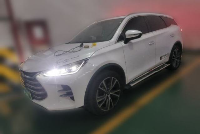 Used BYD Tang New Energy 2018 DM 2.0T All-Wheel Drive Smart Connect Advanced Model 7 Seats China V Emission Standard