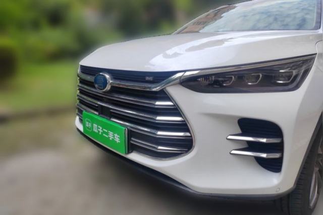 Ojetý BYD Tang New Energy 2018 DM 2.0T All-Wheel Drive Smart Connectivity Luxury Model 7 Seats China V Emission Standard