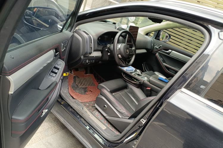 Used BYD Tang New Energy 2019 DM 2.0T All-Wheel Drive Connected Leading Model 7 Seats China VI Standard Driver Seat