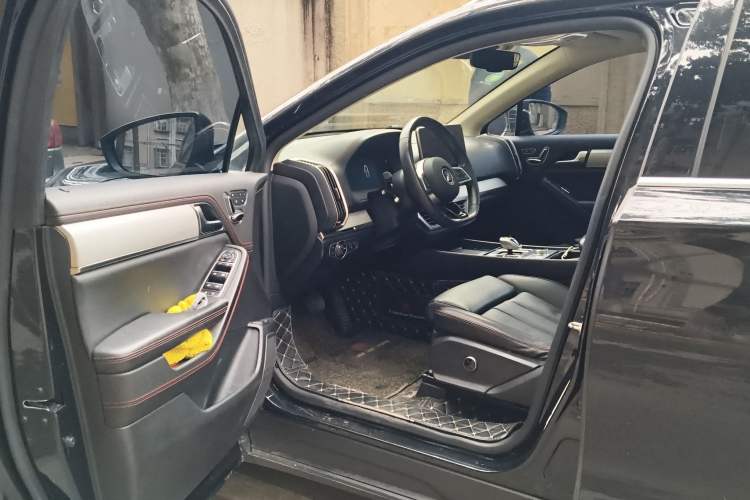 Used BYD Tang New Energy 2019 DM 2.0T All-Wheel Drive Connected Innovation Edition 7 Seats China VI Standard Driver Seat
