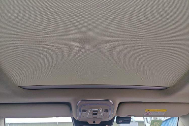 Used BYD Tang New Energy 2019 DM 2.0T All-Wheel Drive Connected Leading Model 7 Seats China VI Standard Headliner