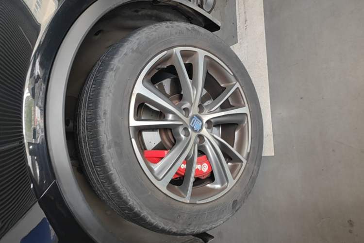 Used BYD Tang New Energy 2019 DM 2.0T All-Wheel Drive Smart Connect Enjoyment Model 5 Seats China VI Standard Left Front Wheel Hub