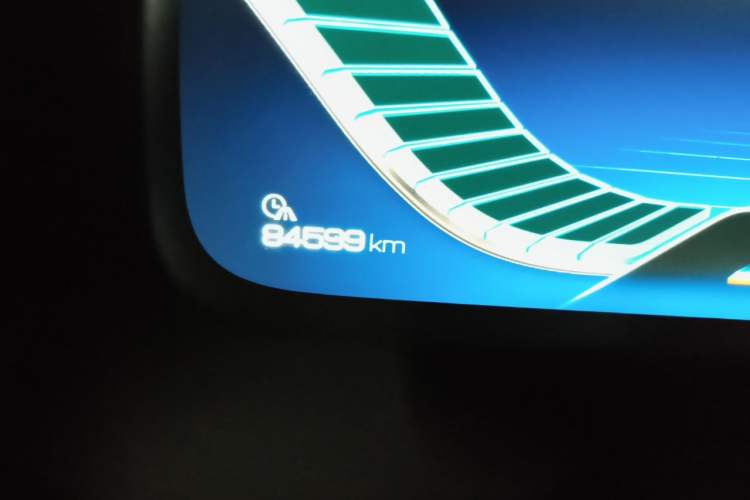 Used BYD Tang New Energy 2019 EV600D Four-Wheel Drive Smart Connect Genesis Edition Odometer Close Up