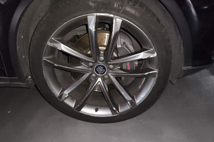 Used BYD Tang New Energy 2019 EV600D Four-Wheel Drive Smart Connect Genesis Edition Right Front Wheel Hub