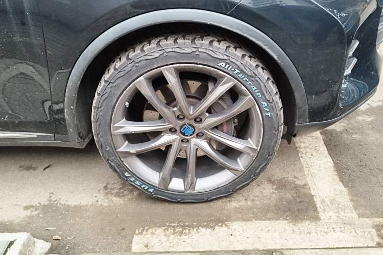 Used BYD Tang New Energy 2019 DM 2.0T All-Wheel Drive Connected Innovation Edition 7 Seats China VI Standard Right Front Wheel Hub