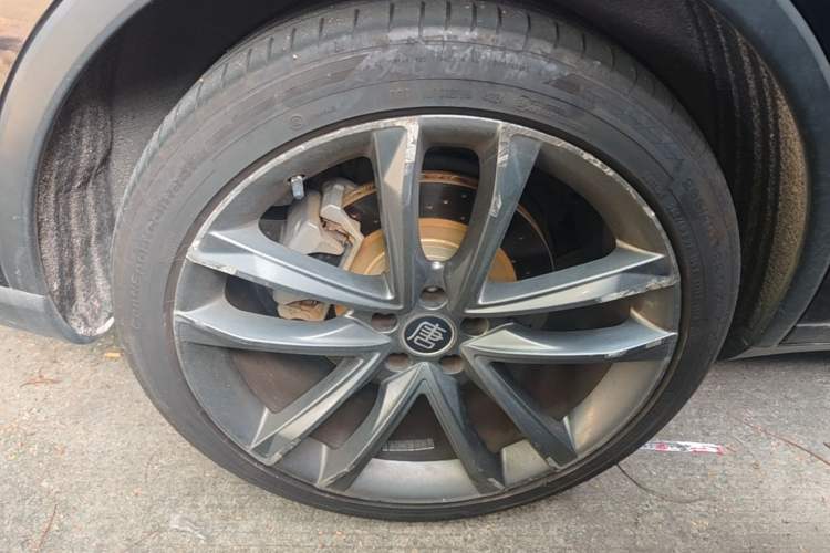 Used BYD Tang New Energy 2019 EV600D Four-Wheel Drive Smart Connect Genesis Edition Right Rear Wheel Hub